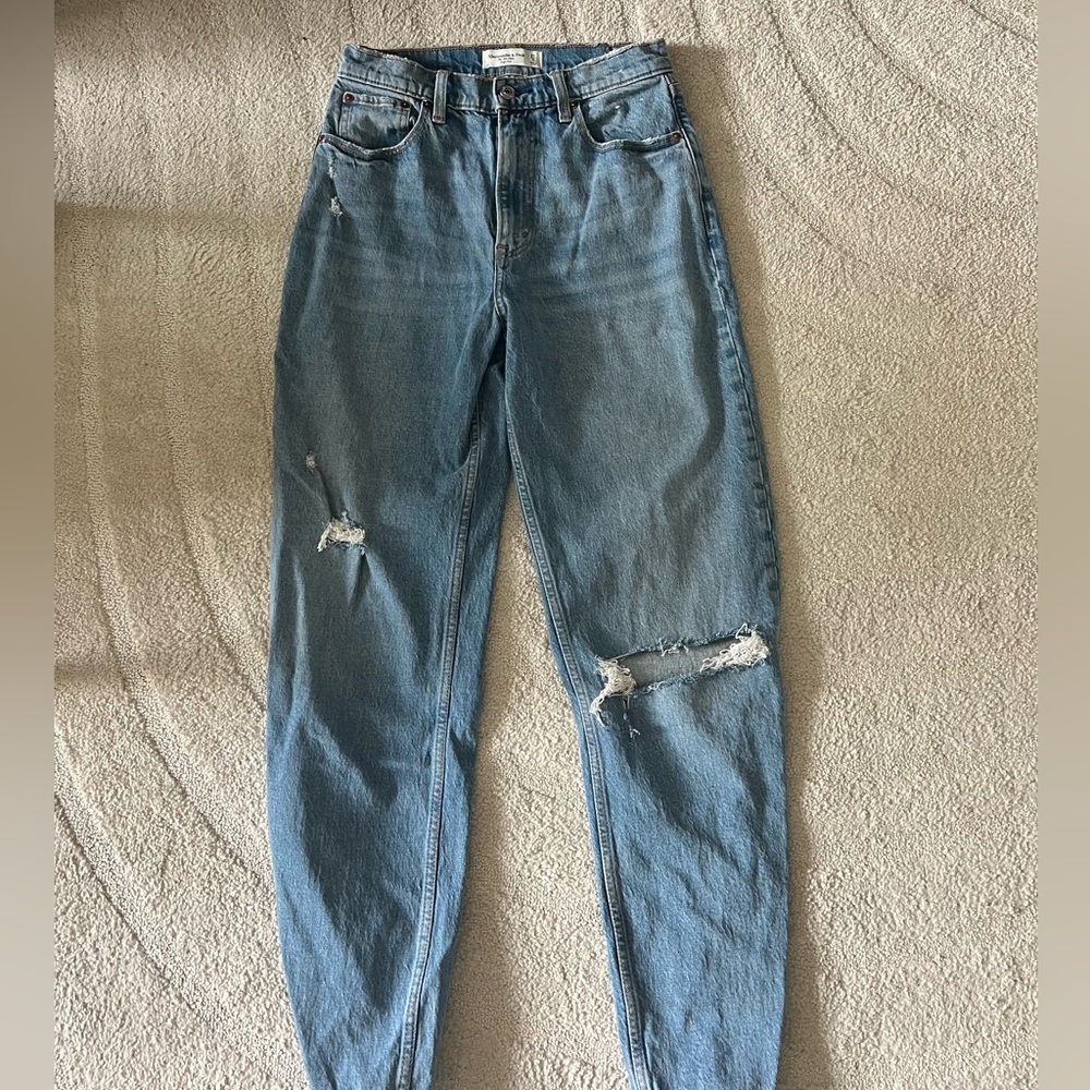 Abercrombie high rise mom jeans